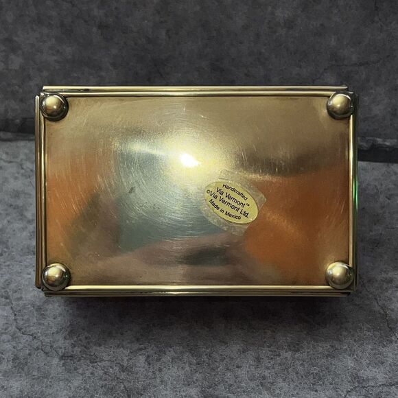 VTG Via Vermont LTD Gorgeous Floral Etched Tinted Glass & Brass Trinket Box 5x3 - Picture 6 of 6